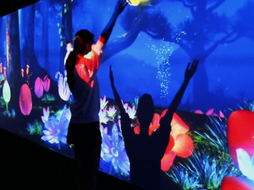 墻面投影體感互動-蘇州好奇數字科技